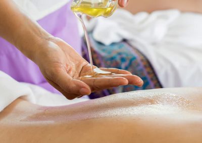 Thai Massage mit Öl