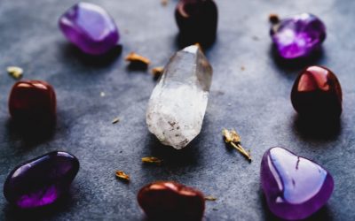 Heilsteine: Ihre Bedeutung und Anwendung in der spirituellen Wellness